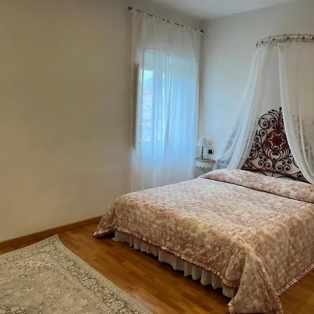 Frida * ヴィアレッジョ